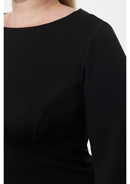 Moda Stil Fitted Kayık Yaka Regular Boy Büyük Beden Krep Örme Büyük Beden Elbise