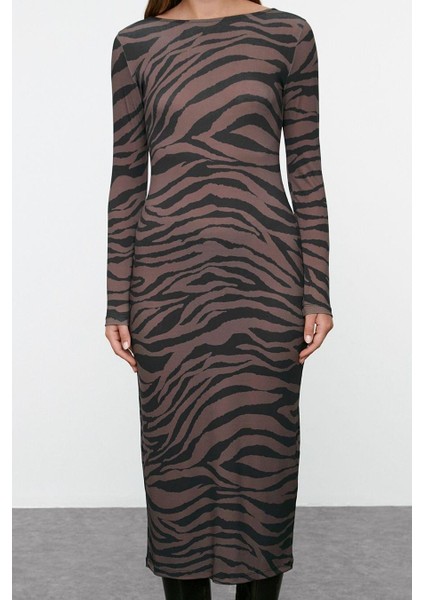 Moda Stil Slim Bisiklet Yaka Maxi Boy Zebra Baskılı Fitted Vücuda Oturan Esnek Örme Elbise modelleri