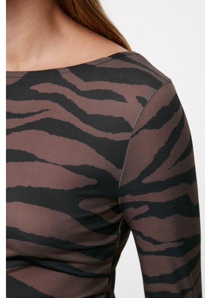 Moda Stil Slim Bisiklet Yaka Maxi Boy Zebra Baskılı Fitted Vücuda Oturan Esnek Örme Elbise fırsatları