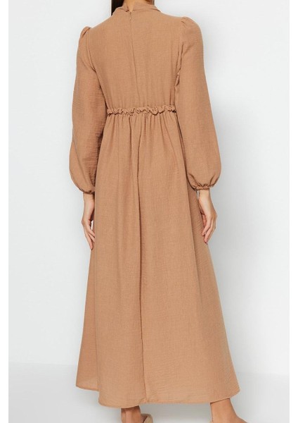 Moda Stil Regular Bisiklet Yaka Maxi Boy Tesettür Güpür Fisto Detaylı Dokuma Elbise indirimleri