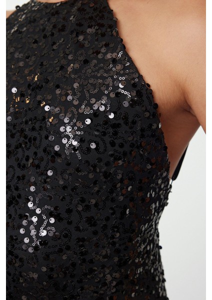 Moda Stil Fitted Halter Yaka Mini Boy Vücuda Oturan Dokuma Payet Kısa Elbise fiyatları