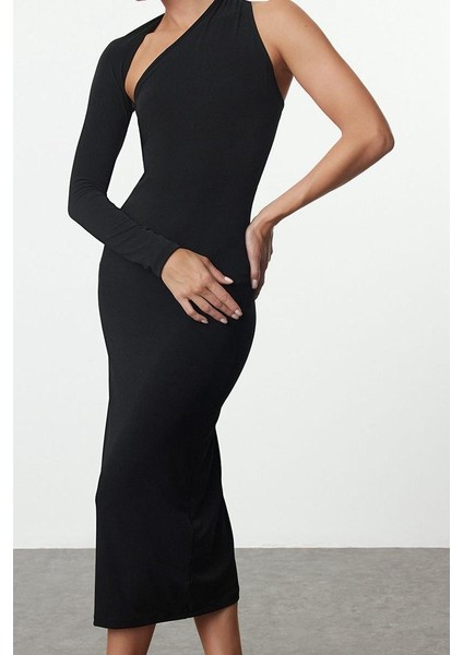 Moda Stil Fitted Asimetrik Yaka Midi Boy Vücuda Oturan Tek Kol Detaylı Örme Elbise