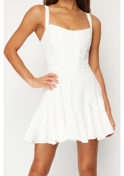 Moda Fitted Kalp Yaka Mini Boy Bridal Astarlı Korse Detaylı Biyeli Dokuma Kısa Abiye Gece Elbise