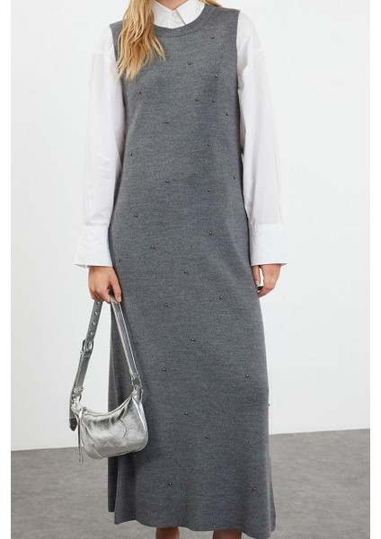 Moda Stil Regular Bisiklet Yaka Uzun Tesettür Incili Triko Elbise