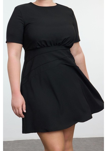 Moda Bisiklet Yaka Mini Boy Büyük Beden Kısa Kol Ince Vatkalı Drapeli Fermuarlı A-Form Dokuma Elbise fırsatları