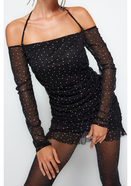 Moda Fitted Mini Boy Puantiyeli Vücuda Oturan Astarlı Drapeli Örme Tül Kısa Şık Abiye Elbise