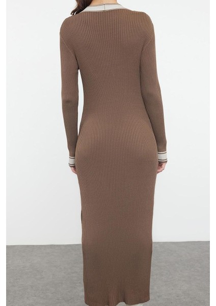 Moda Stil Regular V Yaka Maxi Boy Triko Renk Bloklu Elbise indirimleri