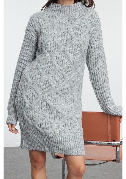 Moda Stil Regular Dik Yaka Mini Boy Triko Yumuşak Dokulu Saç Örgü Elbise fırsatları