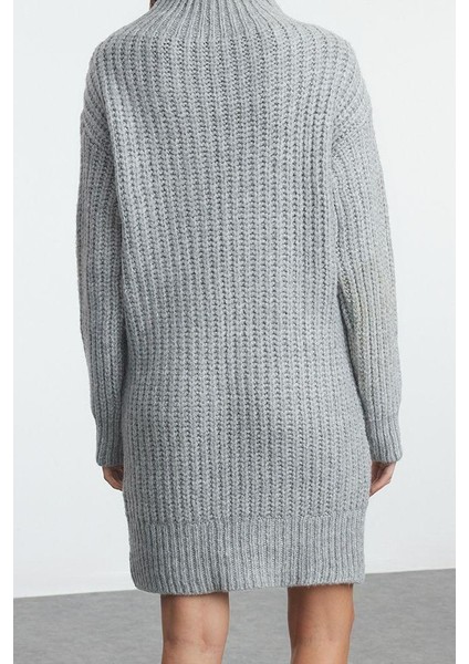 Moda Stil Regular Dik Yaka Mini Boy Triko Yumuşak Dokulu Saç Örgü Elbise indirimleri