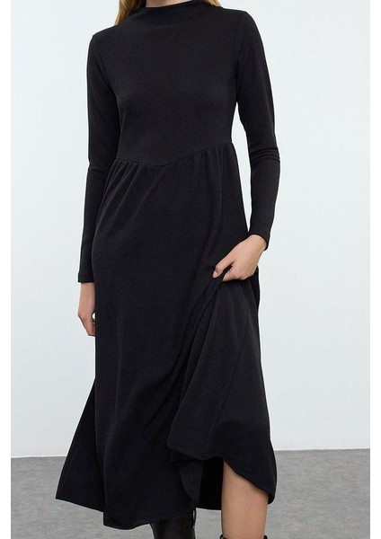 Moda Stil Regular Kayık Yaka Maxi Boy Düz Skater Belden Açılan Esnek Örme Elbise