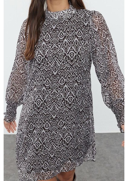 Moda Stil Regular Dik Yaka Mini Boy Soyut Dokuma Kışlık Elbise