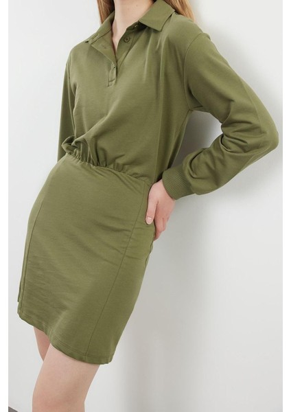 Moda Stil Regular Polo Yaka Mini Boy Düz Vücuda Oturan Örme Elbise