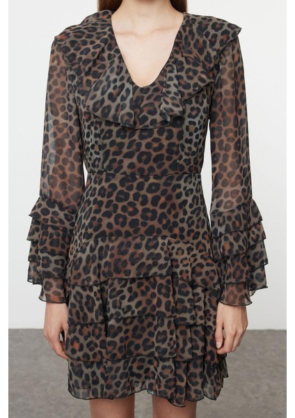 Moda Stil Regular V Yaka Mini Boy Limited Edition Eteği Volanlı Leoparlı Şifon Dokuma Elbise