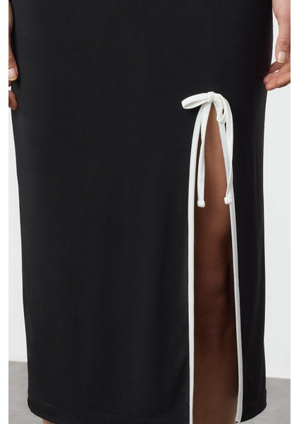 Moda Stil Slim Havuz Yaka Maxi Boy Renk Bloklu Fiyonk Detaylı Fitted Örme Elbise fiyatları