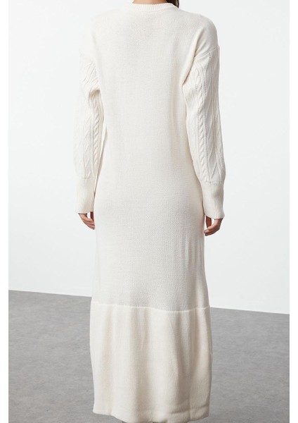 Moda Stil Relaxed Bisiklet Yaka Maxi Boy Tesettür Saç Örgü Desenli Eteği Volanlı Triko Elbise indirimleri