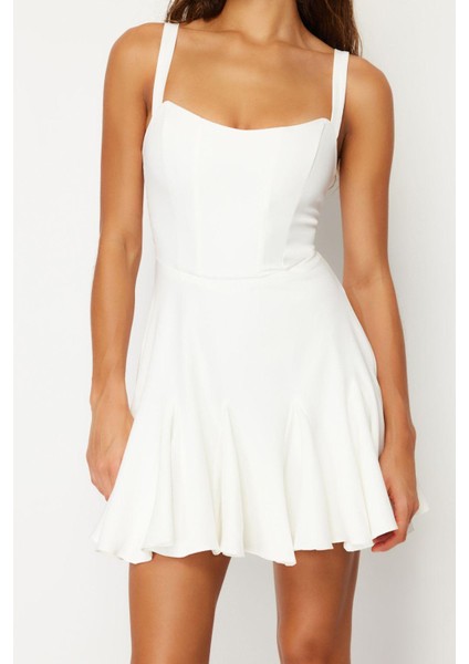 Moda Fitted Kalp Yaka Mini Boy Bridal Astarlı Korse Detaylı Biyeli Dokuma Kısa Abiye Gece Elbise modelleri