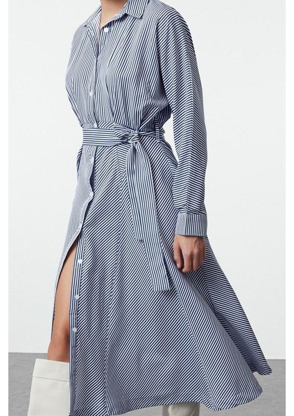 Moda Stil Regular Gömlek Yaka Midi Boy Kuşaklı Çizgili Dokuma Gömlek Elbise