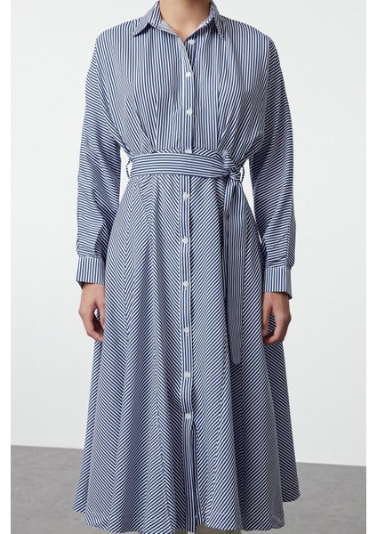 Moda Stil Regular Gömlek Yaka Midi Boy Kuşaklı Çizgili Dokuma Gömlek Elbise