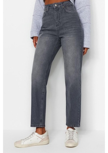 Kadın Moda Şık Kot Pantolon Dar Paça Regular Boy Denim Gri Yüksek Bel Mom Jeans modelleri