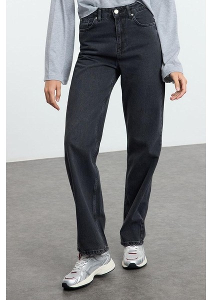 Kadın Moda Şık Kot Pantolon Geniş Paça Regular Boy Denim Yüksek Bel Uzun Straight Jeans