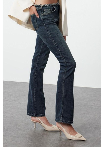 Kadın Moda Şık Kot Pantolon Ispanyol Paça Uzun Boy Denim Soluk Vintage Püsküllü Düşük Bel Crop Jeans