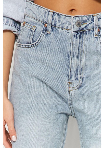 Kadın Moda Şık Kot Pantolon Geniş Paça Regular Boy Denim Mavi Soluk Vintage Yüksek Bel Jeans indirimleri