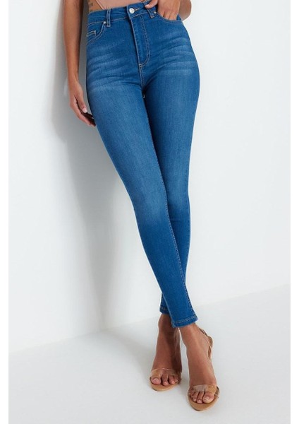 Kadın Moda Şık Kot Pantolon Dar Paça Regular Boy Denim Mavi Incelten Etki Yüksek Bel Skinny Jeans fırsatları
