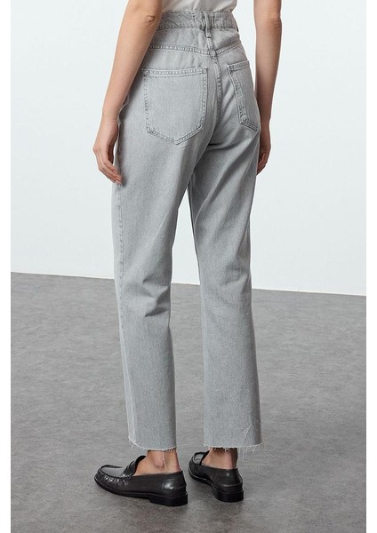Kadın Moda Şık Kot Pantolon Boru Paça Uzun Boy Denim Gri Yüksek Bel Straight Jeans indirimleri