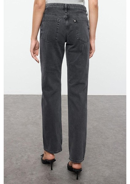 Kadın Moda Şık Kot Pantolon Boru Paça Uzun Boy Denim Düşük Bel Comfort Straight Jeans indirimleri