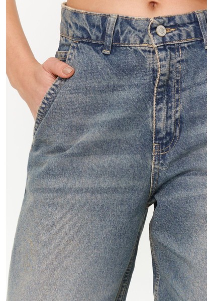 Kadın Moda Şık Kot Pantolon Geniş Paça Regular Boy Denim Solukli Vintage Düşük Bel Skater Jeans indirimleri