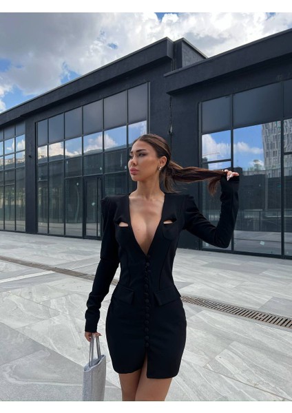 Omuz Vatkalı & Düğme Detaylı Siyah Ceket Elbise fiyatları