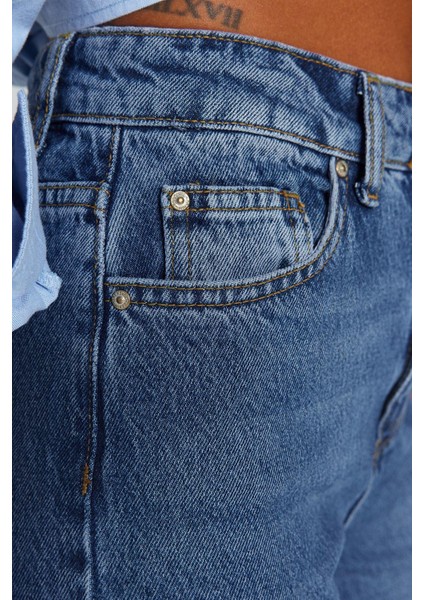 Stil Kadın Moda Denim Kot Pantolon Regular Dar Paça Yüksek Bel Mom Jeans indirimleri