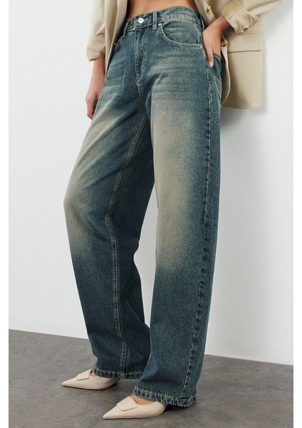 Stil Kadın Moda Denim Kot Pantolon Uzun Geniş Paça Soluk Vintage Normal Bel Skater Jeans modelleri