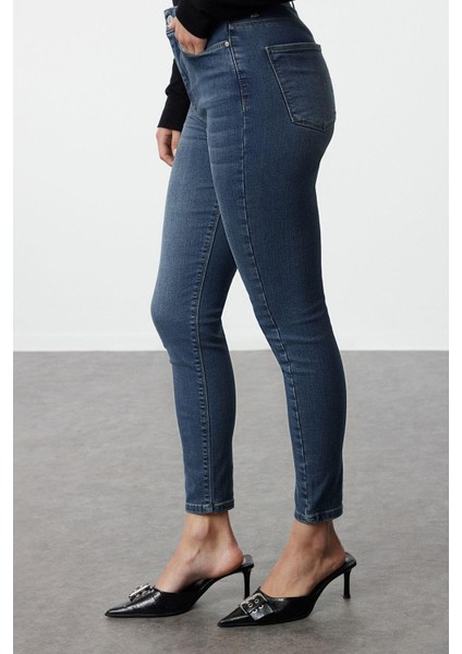 Stil Kadın Moda Denim Kot Pantolon Regular Dar Paça Mavi Yüksek Bel Skinny Jeans modelleri