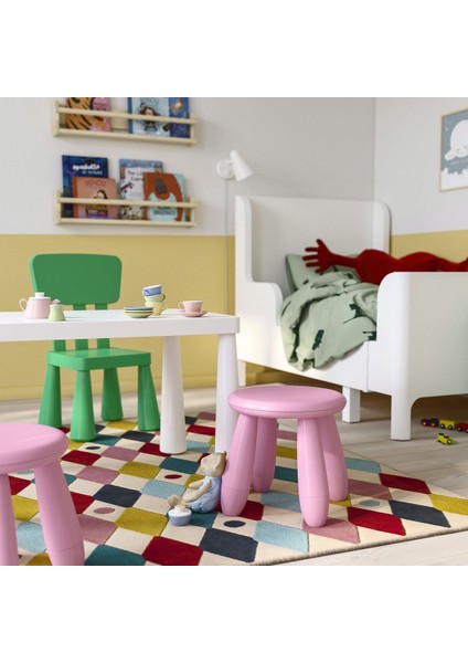 Çocuk taburesi, pembe modelleri