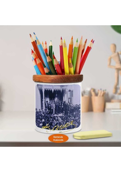 Halka Seslenen Mustafa Kemal Atatürk Ahşap Seramik KALEMLIK-755