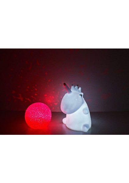 Tek Boynuzlu Unicorn ve Kırmızı Yansımalı Küre Gece Lambası