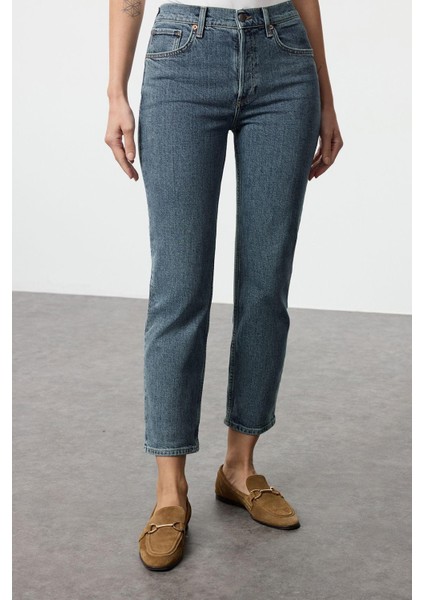 Stil Kadın Moda Denim Kot Pantolon Uzun Boru Paça Mavi Yüksek Bel Mom Jeans fırsatları