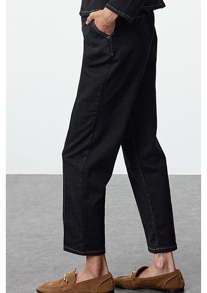 Stil Kadın Moda Denim Kot Pantolon Regular Boru Paça Nervürlü Yüksek Bel Havuç Jeans