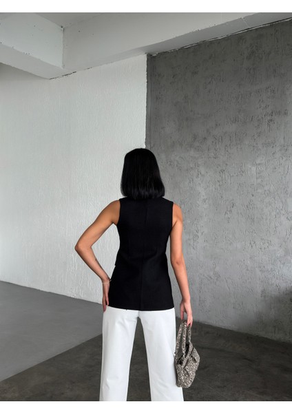 Kadın Asimetrik Detaylı Düğmeli Cep Kapaklı Yelek modelleri