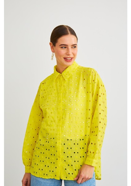 Chiko Taş Işlemeli Sarı Brode Gömlek