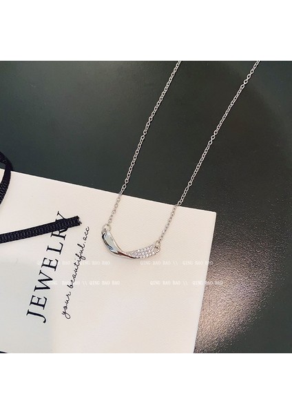 High-End Hafif Lüks Titanyum Çelik Kolye Kadın Niş Tasarımı Sıcak Kız Inci Köprücük Kemiği Zinciri Moda Çok Yönlü Aksesuar (Yurt Dışından)