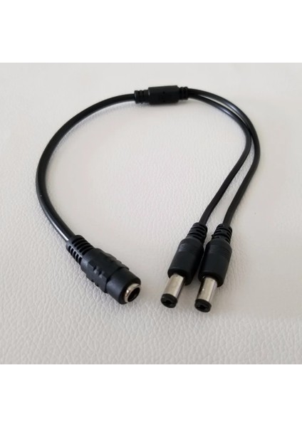 5.5mm x 2.1mm Dc 1 Kadın 2 Erkek 2 Yollu Splitter Güç Kablosu Kablosu Bakır Tel Cctv Kamera Sistemi Için (Yurt Dışından) fiyatları
