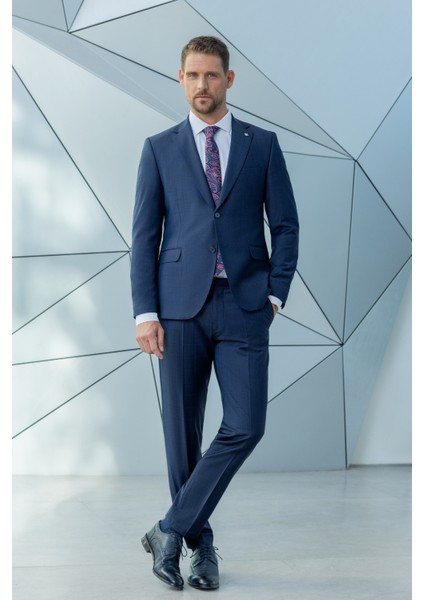 Erkek Lacivert Yünlü Platinium Ekoseli Slim Fit Mono Yaka Takım Elbise indirimleri