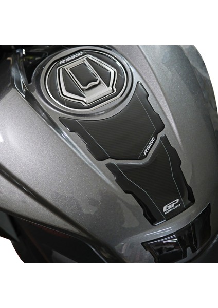 Bajaj Pulsar Rs 200 2015-2024 Uyumlu Tank Pad Karbon