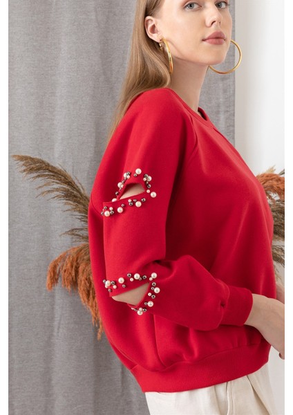 Kadın Kırmızı Kolu Kesik Inci Detaylı Sweatshirt fiyatları
