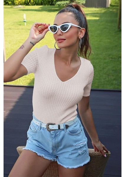 V Yaka Kısa Kol Taş Bluz modelleri