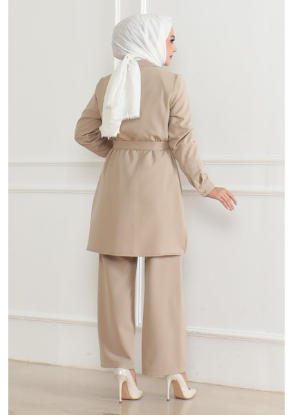 Düğme Detaylı Takım Bej 19223 fırsatları