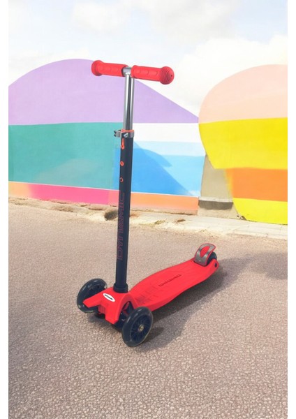 HT208 3 Tekerlekli Yeni Nesil Scooter - Işıklı Tekerlekli - Arkadan Frenli - Kırmızı