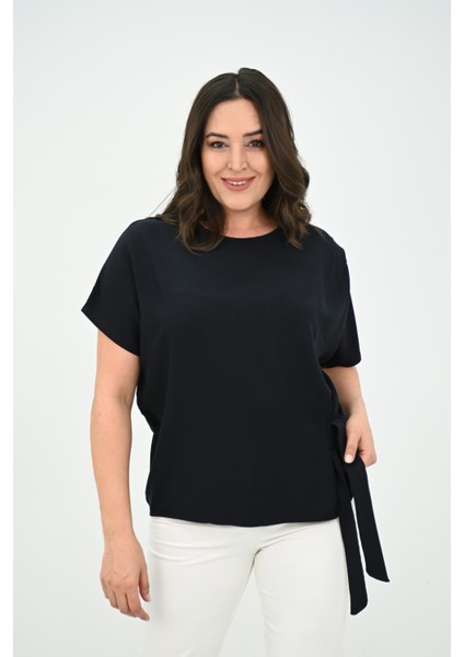 Kadın Büyük Beden Yan Bağlama Detaylı Bluz 1860-25 modelleri